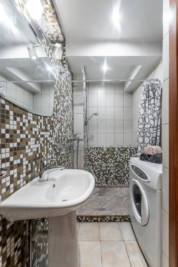 Vilnius Central Gate Apartments. Self Check-In Bagian luar foto