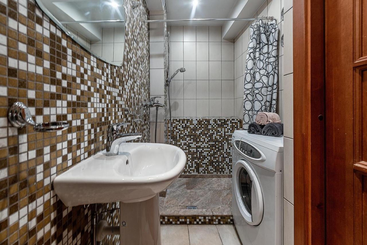 Vilnius Central Gate Apartments. Self Check-In Bagian luar foto